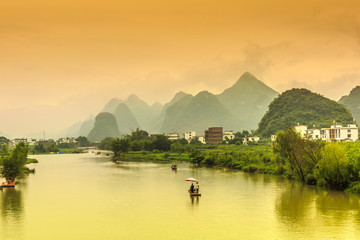 蓝鲸主要分布在哪些地方？