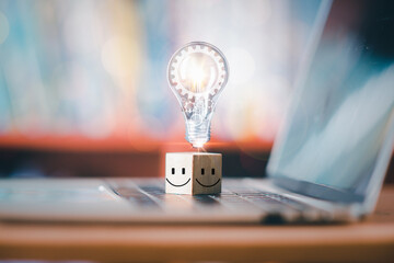 介绍万里长城的历史故事