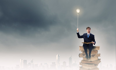 介绍万里长城的历史故事